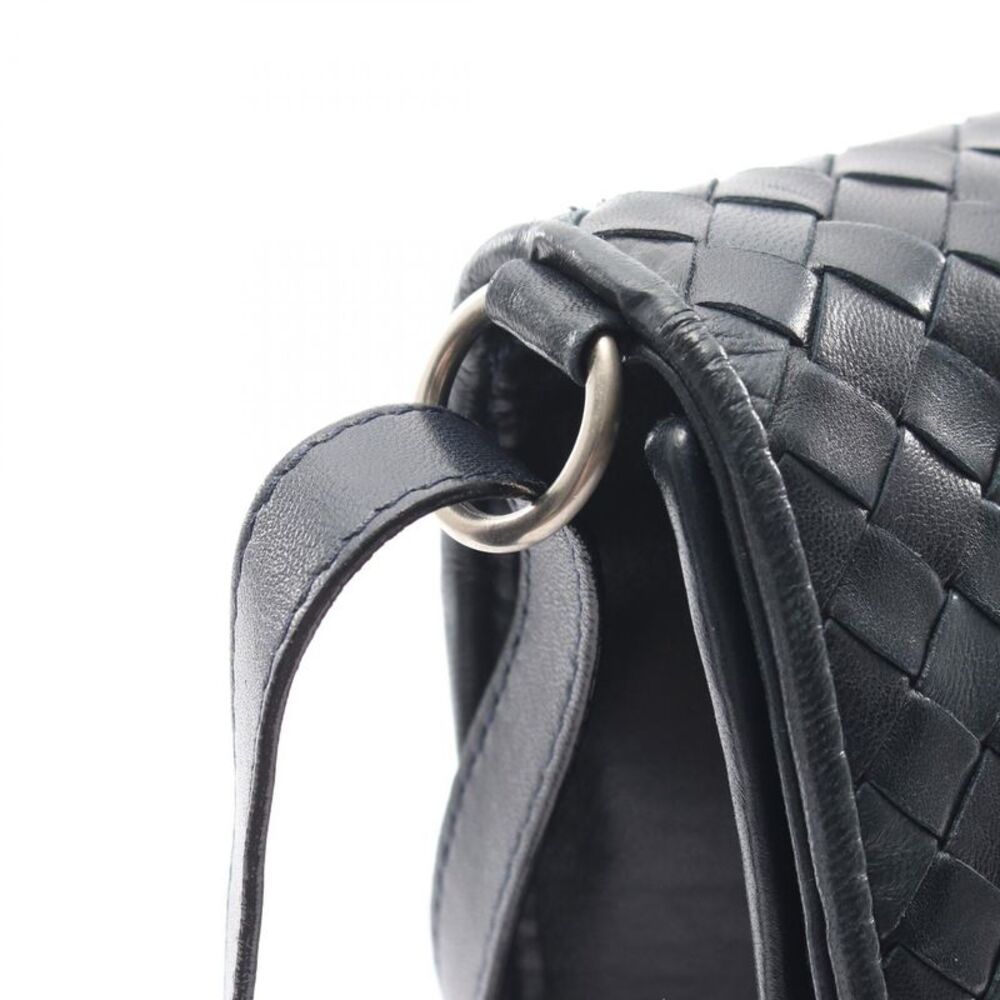 Bottega Veneta Leather Shoulder Bag - Picture 7 of 9